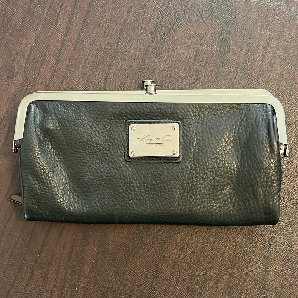 Kenneth Kole New York Black Leather Wallet